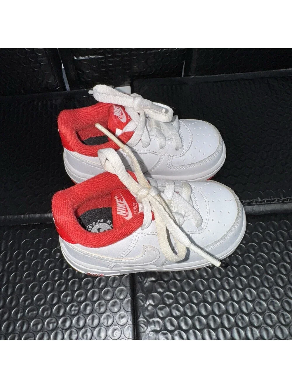 Nike Air Force 1 Low University Red and White Sneakers CU0815-101 Size 5c